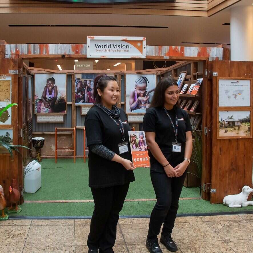 World Vision Virtual Reality Shopping Centre Experiential Activity