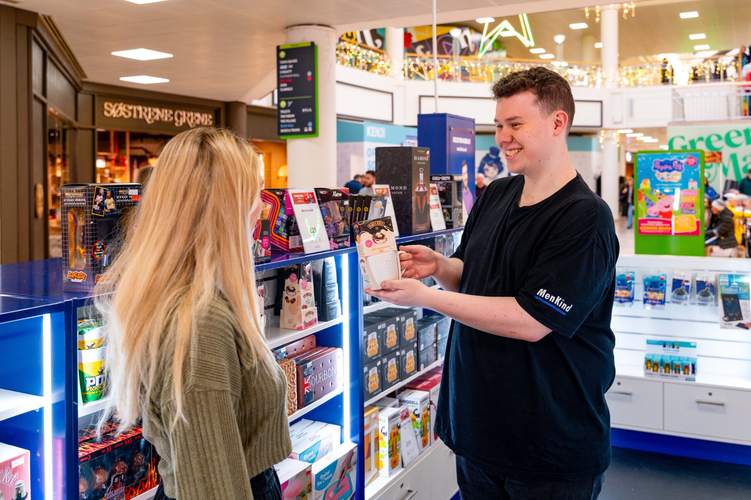 Menkind in Metrocentre - Rock Up and Pop Up